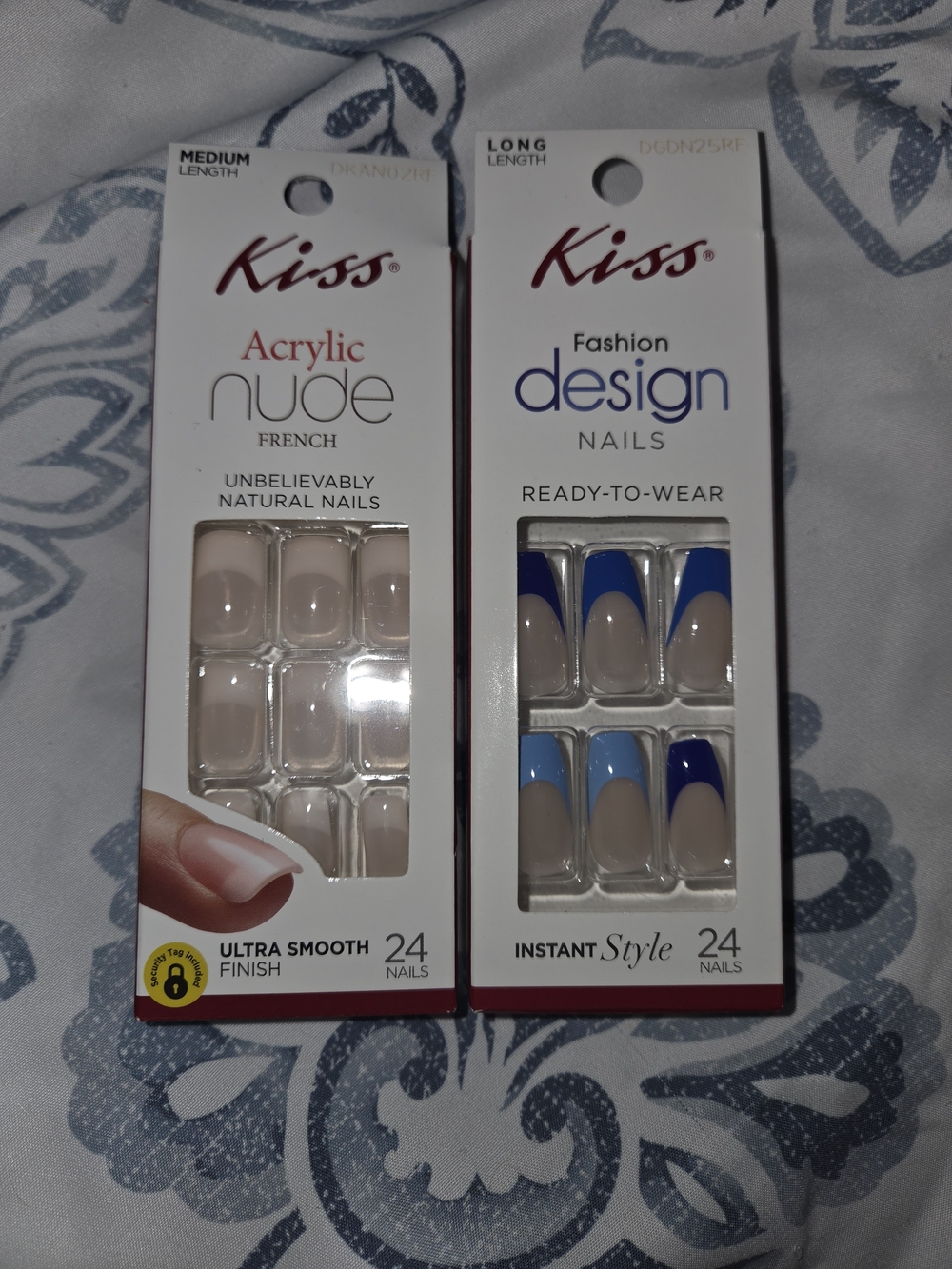 Kiss Pack: Nude Acrylic French & Blue-Tip Fashion Design Press-On Nails